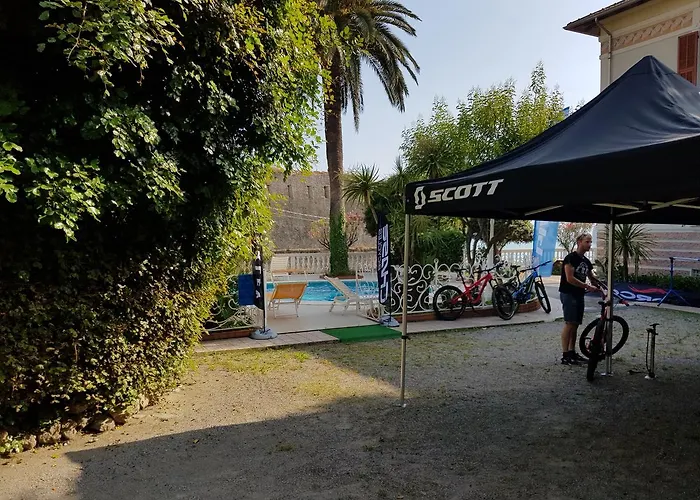 Park Castello Finale Ligure